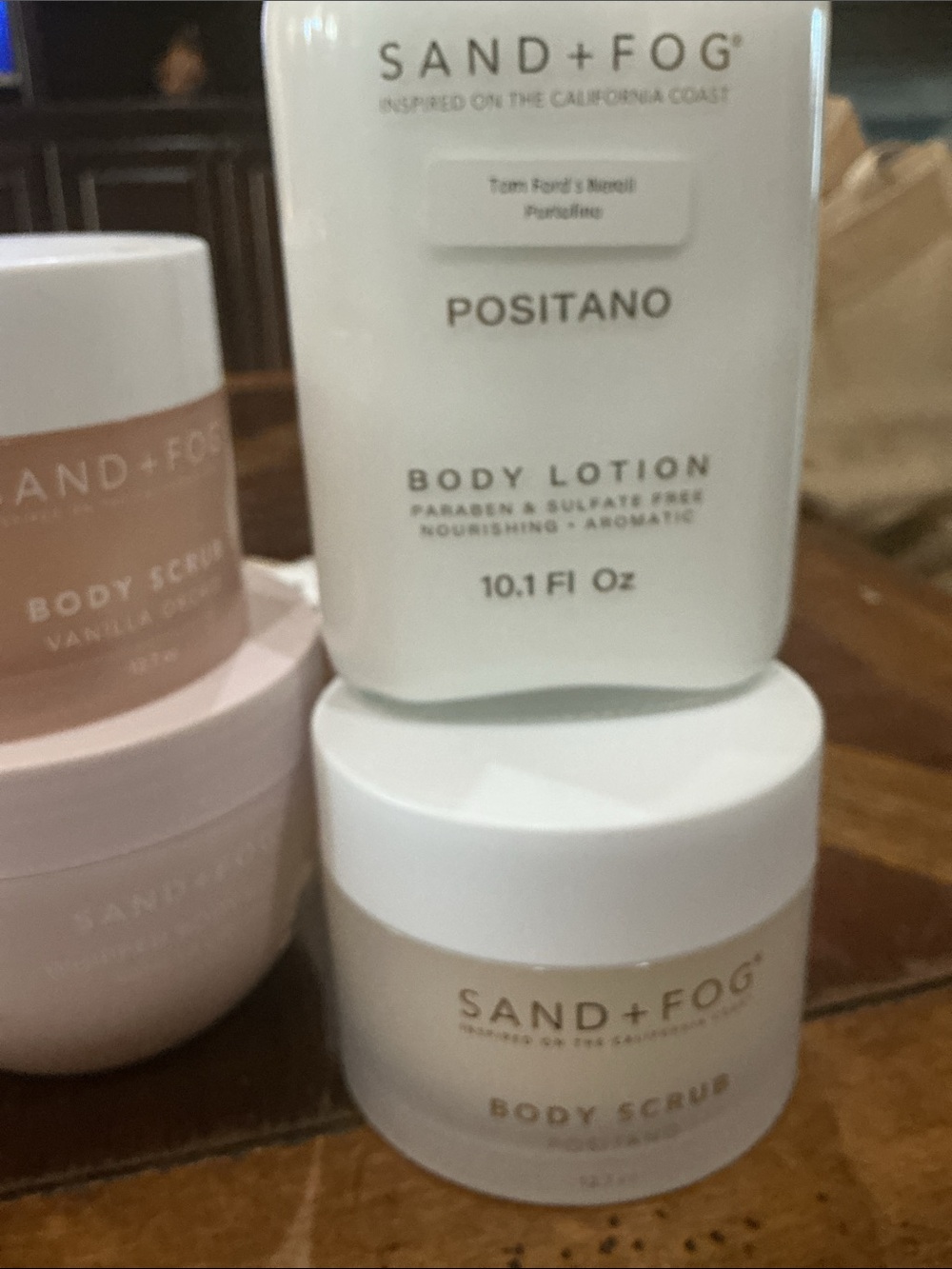 Sand+Fog Malibu Body Scrub $ Lotion Set - Don’t buy this listing - Picture 9 of 9